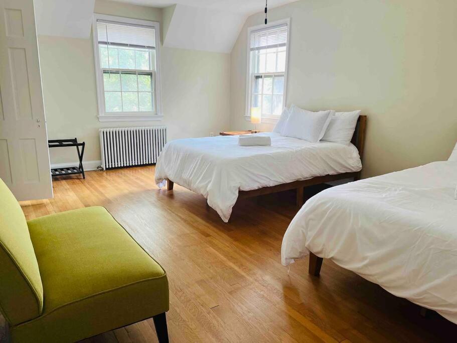 Dc'S Best Location 4 Bed With Parking Walk To Metro And Nightlife Bethesda Row เชวีเชส ภายนอก รูปภาพ