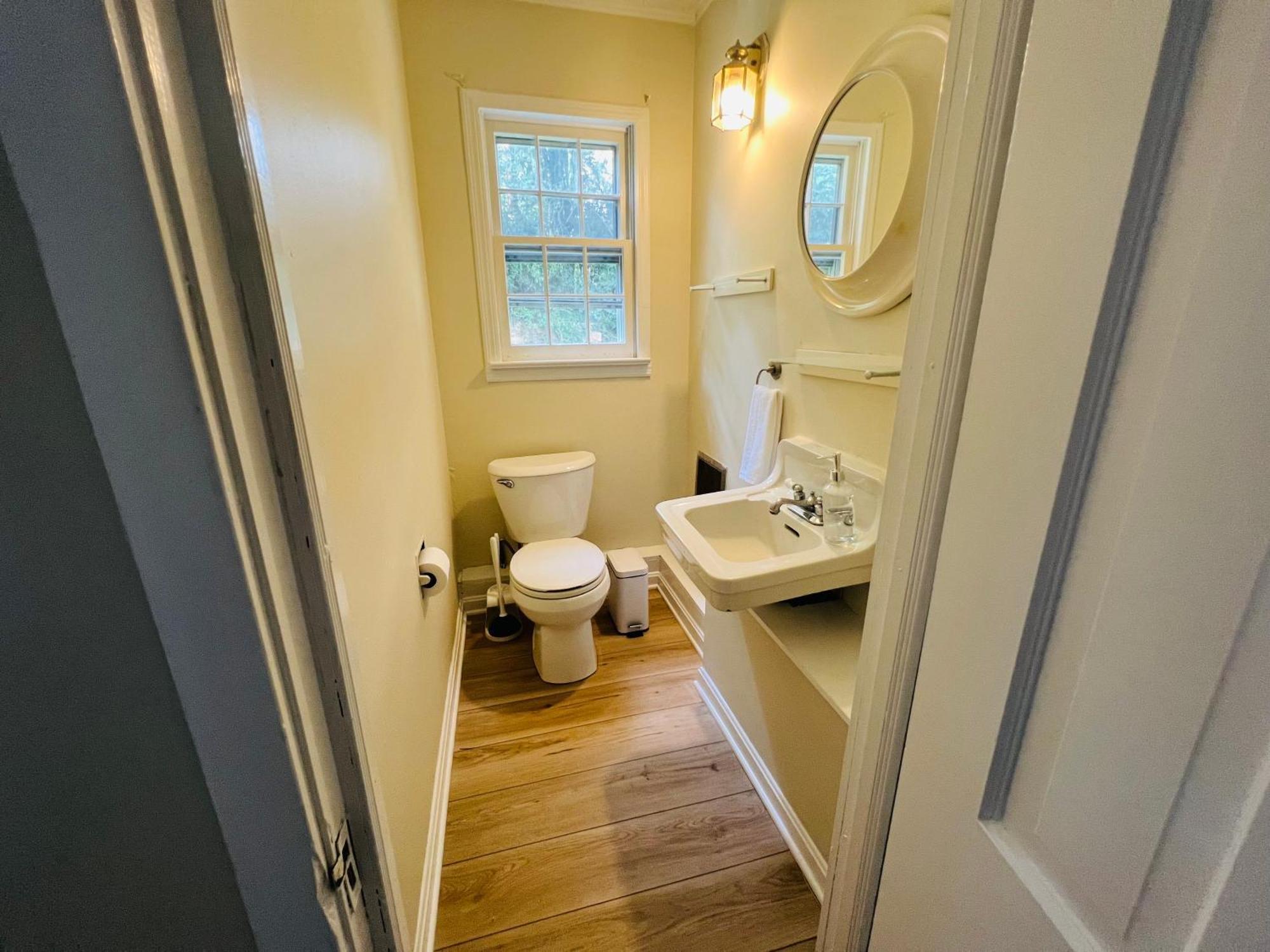 Dc'S Best Location 4 Bed With Parking Walk To Metro And Nightlife Bethesda Row เชวีเชส ภายนอก รูปภาพ